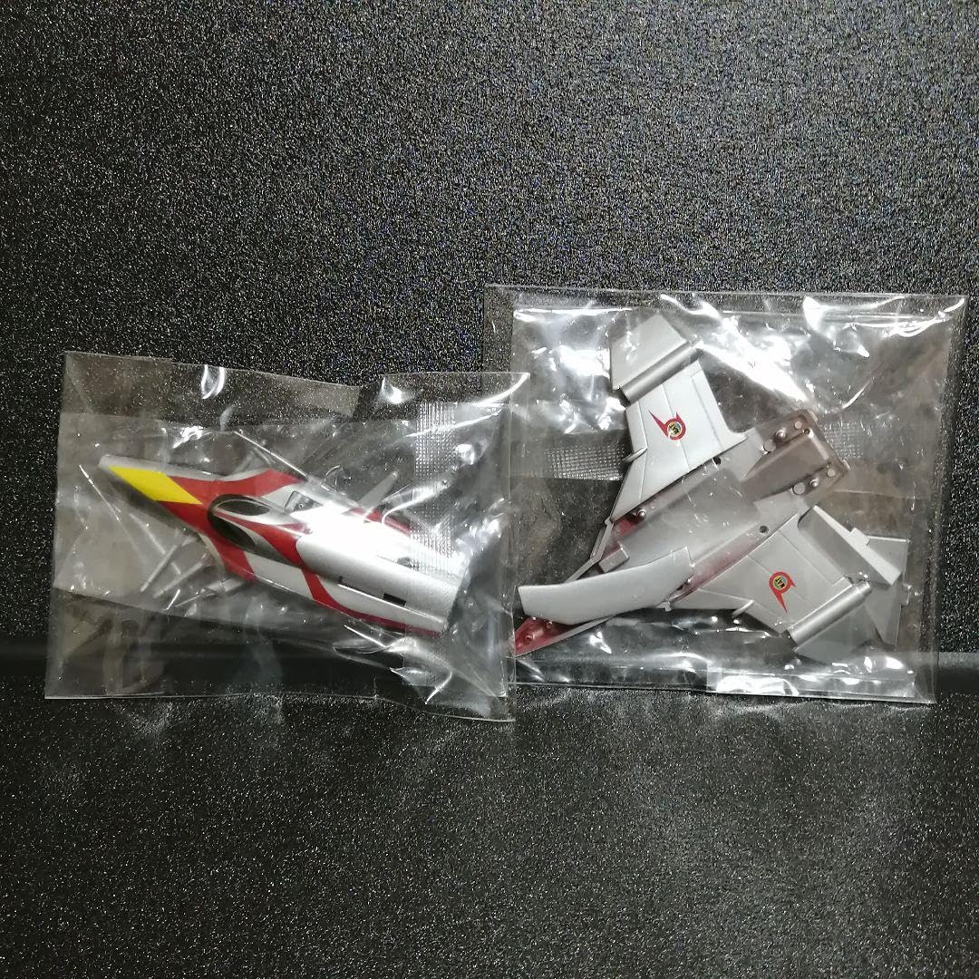 Amazon.co.jp: ウルトラスーパーメカ マットアロー1号、隊長機セット